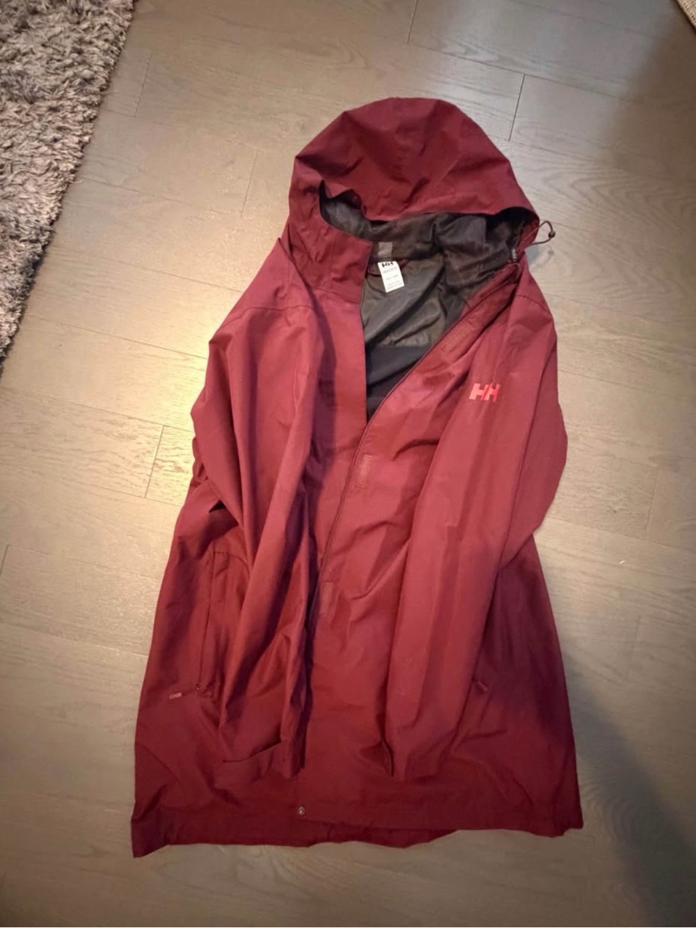 Helly Hansen Women's Maroon Hooded Trench Raincoat